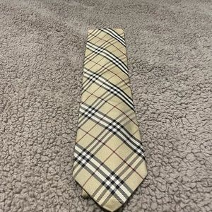 Burberry tie